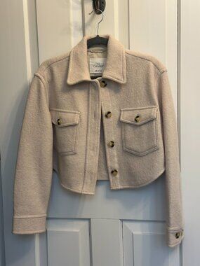 Wilfred Free 'The Ganna Cropped Shirt Jacket'